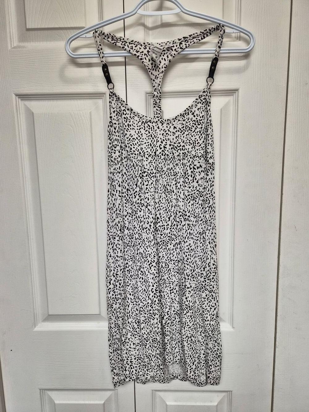 Guess White and Black Leopard-Print Type Dress With Pockets. Small With Stretch.